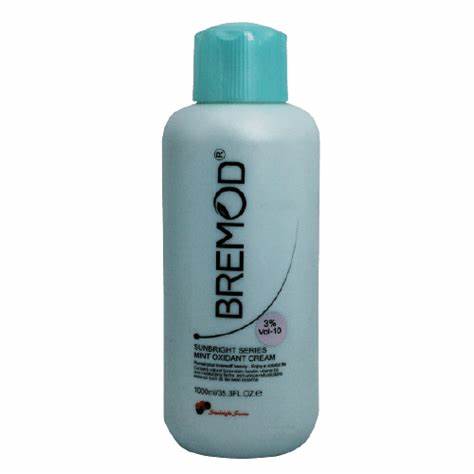Bremod Bleach Polish Kit (Bleach Powder 500gm, Developer 10 volume 1000ml)