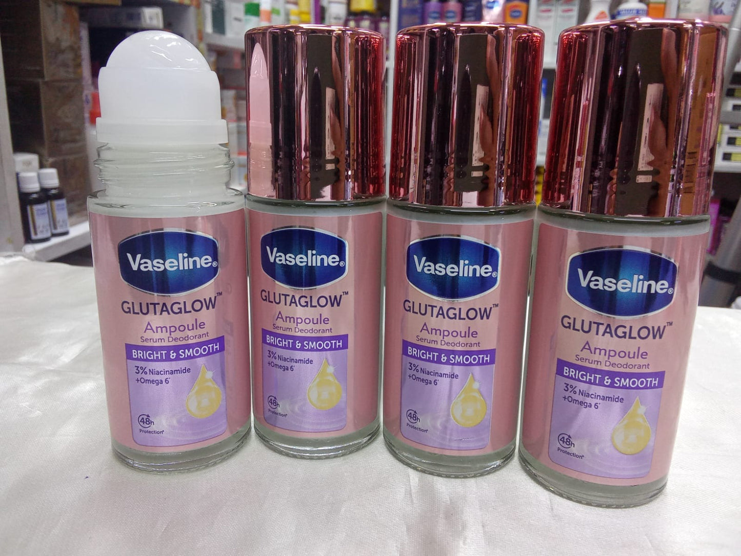 Vaseline GlutaGlow Ampoule serum Deodorant